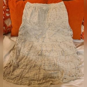 Cream lace maxi skirt